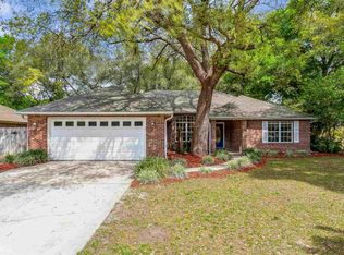 4616 Scarlet Dr E, Crestview, FL 32539