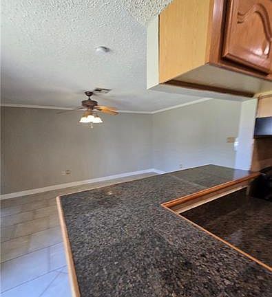 3rd image of 100 Jasmine Ln