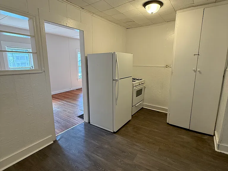 307.5 Arthur Ave — Photo 2