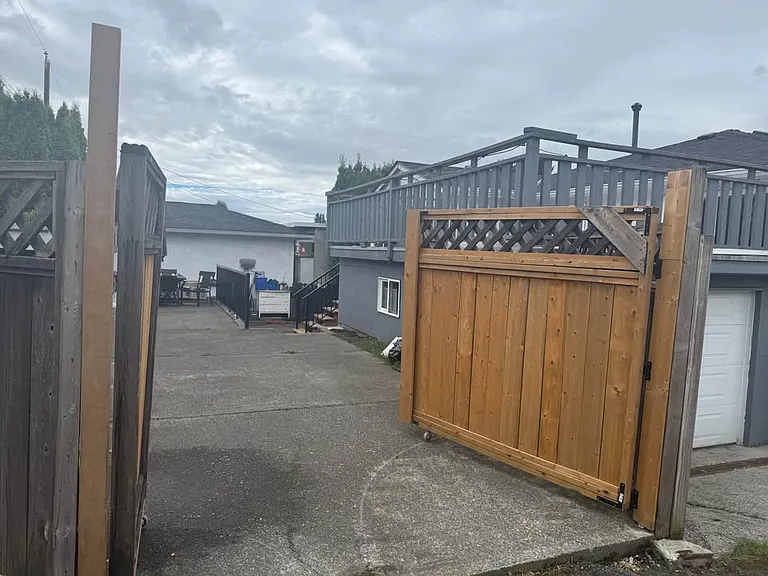 Reid St — Photo 14