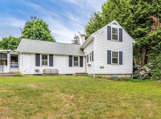 35 Stopford St, South Hamilton, MA 01982
