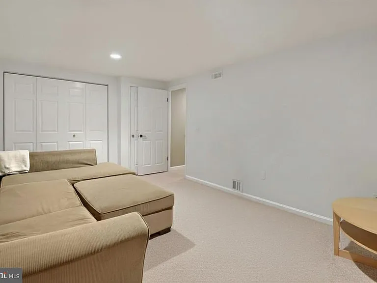26 White Pine Ct — Photo 24