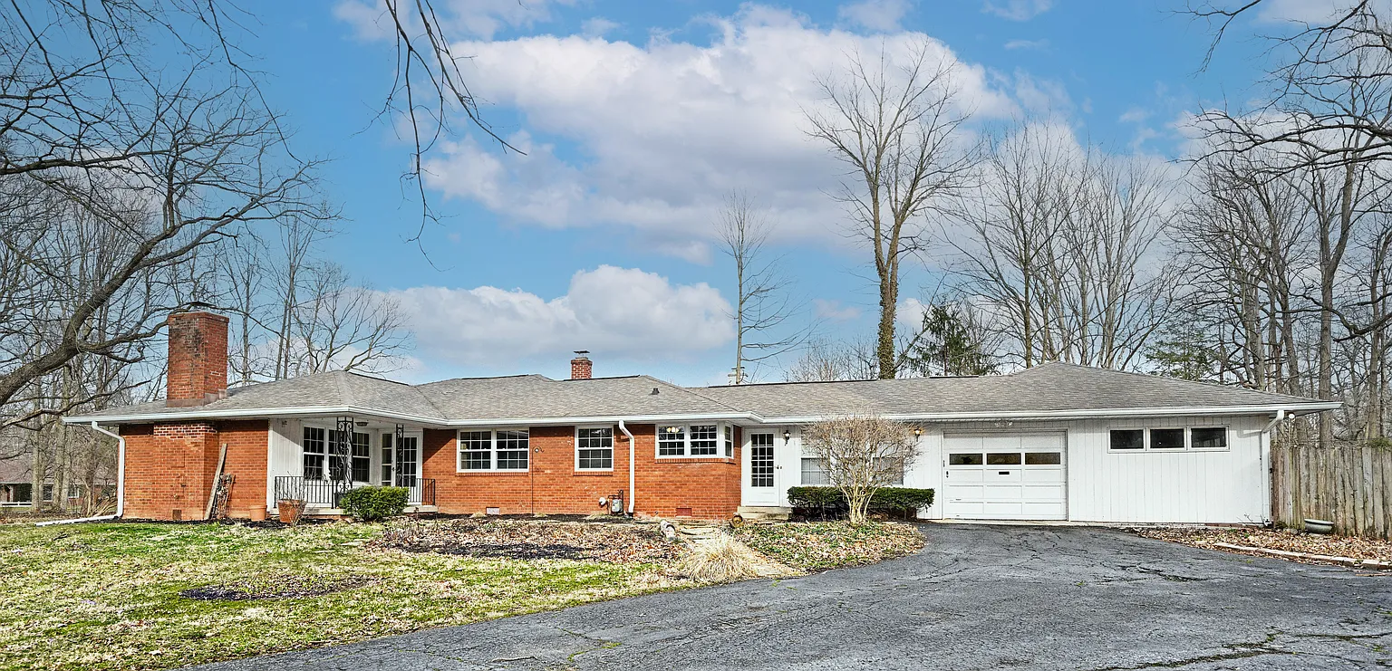 6465 N Ewing St photo 1