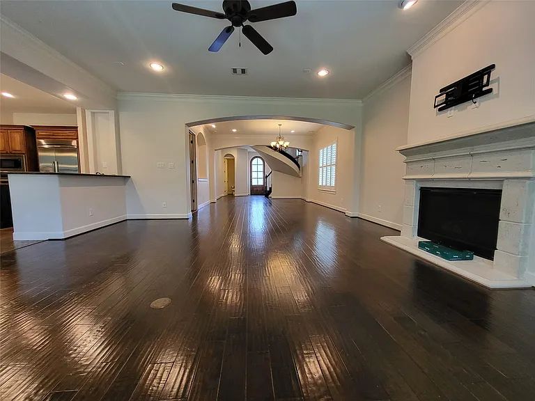 8811 Van Allen Dr — Photo 7