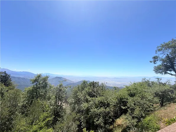 26465 Apache Trl, Rimforest, CA 92378