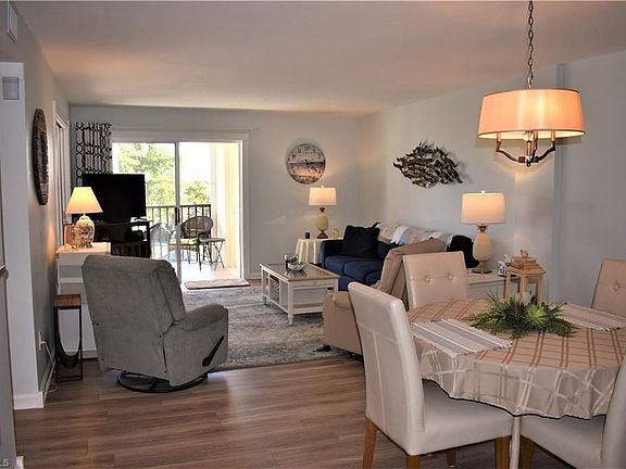 2nd image of 555 Park Shore Dr #B-312