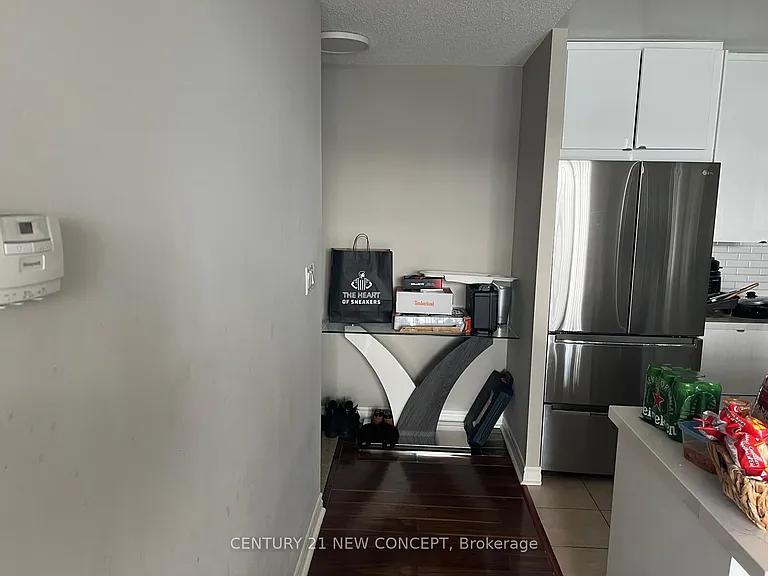 18 Spring Garden Ave #2810 — Photo 16