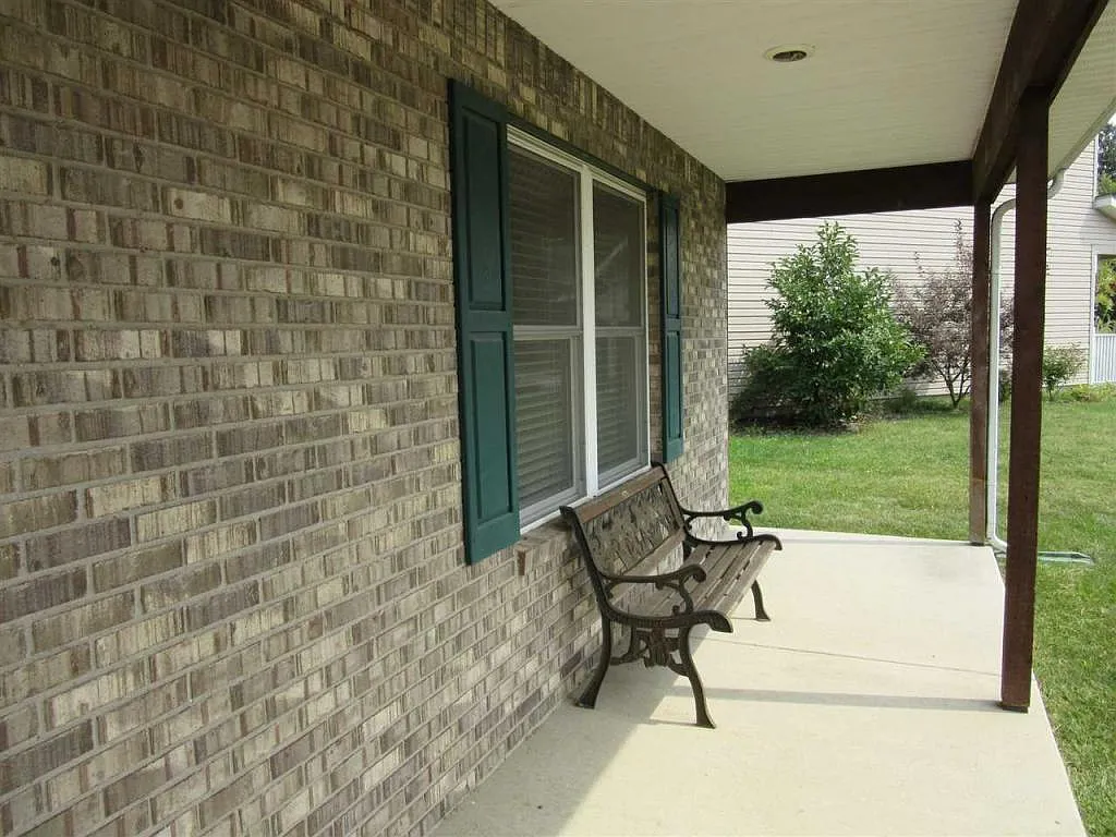 1312 Shining Armor Lane — Photo 3