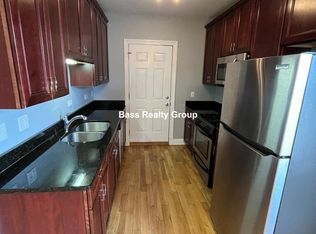 4556 W George St #2A, Chicago, IL 60641