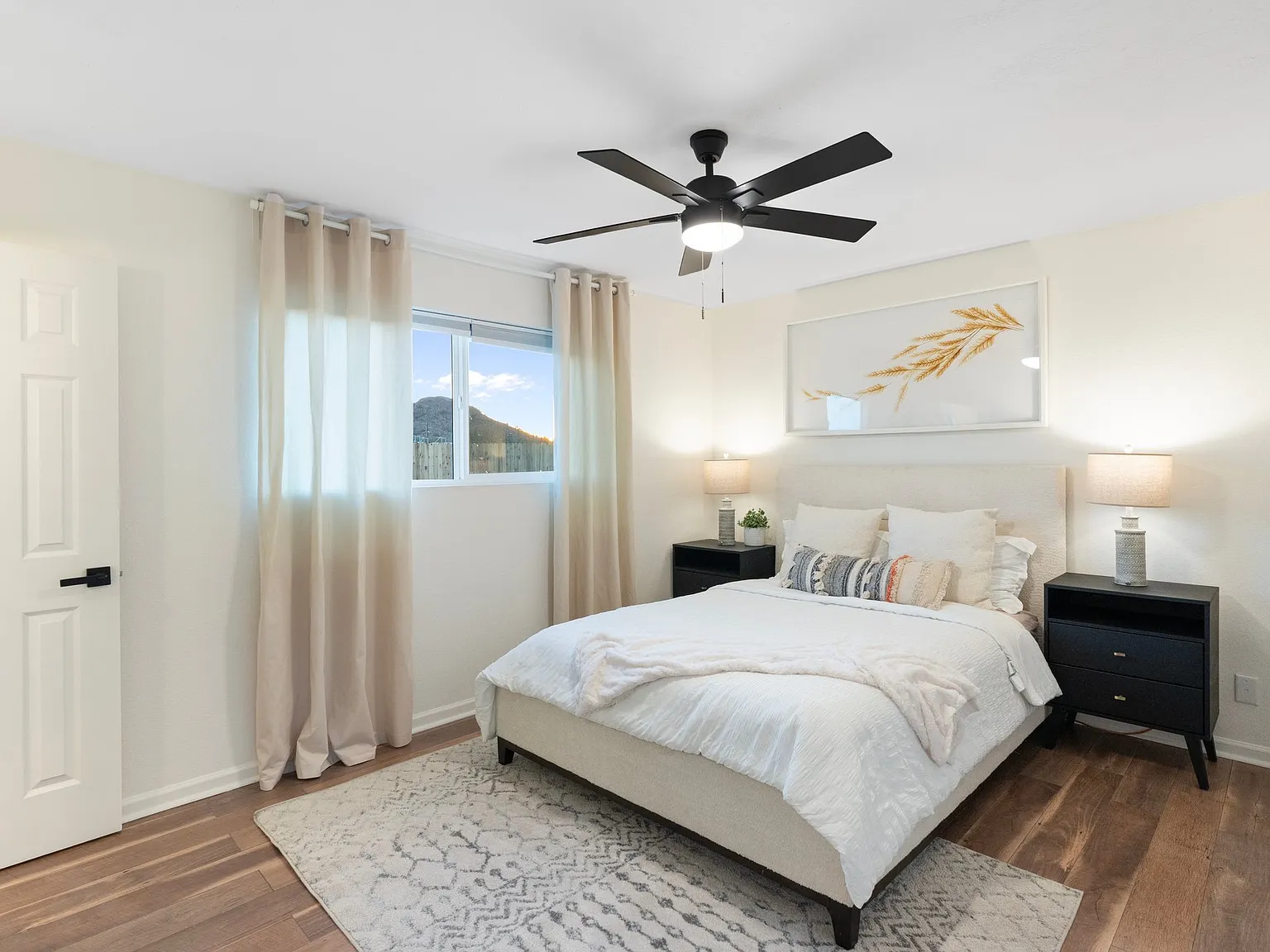 3 bed, 1286 sqft, $2,600 — Photo 3