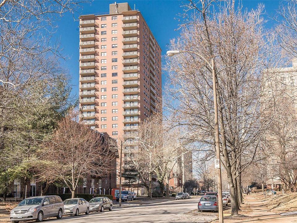 1st image of 4466 W Pine Blvd APT 10B