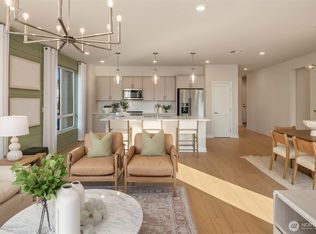 6901 NE 184th Ln #201, Kenmore, WA 98028