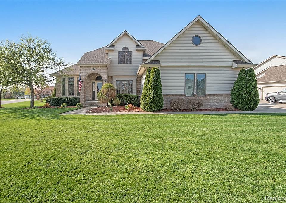 1st image of 12254 Morningside Cir