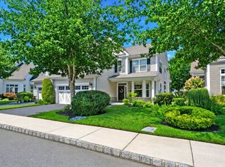 140 Chopin Pl, Eastport, NY 11941