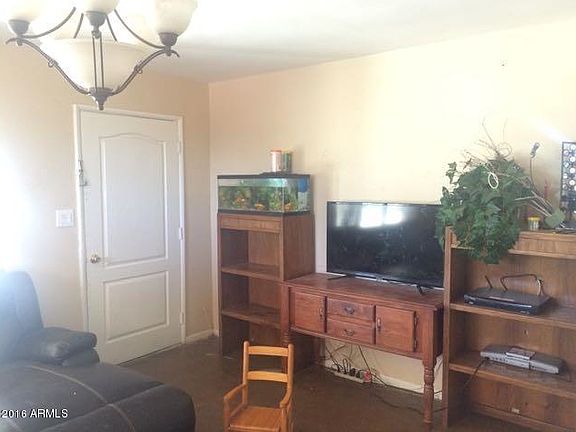4th image of 1132 E 6th Ave