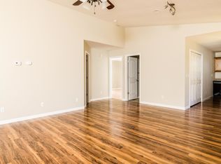 17 Sand Hill Rd, Asheville, NC 28806