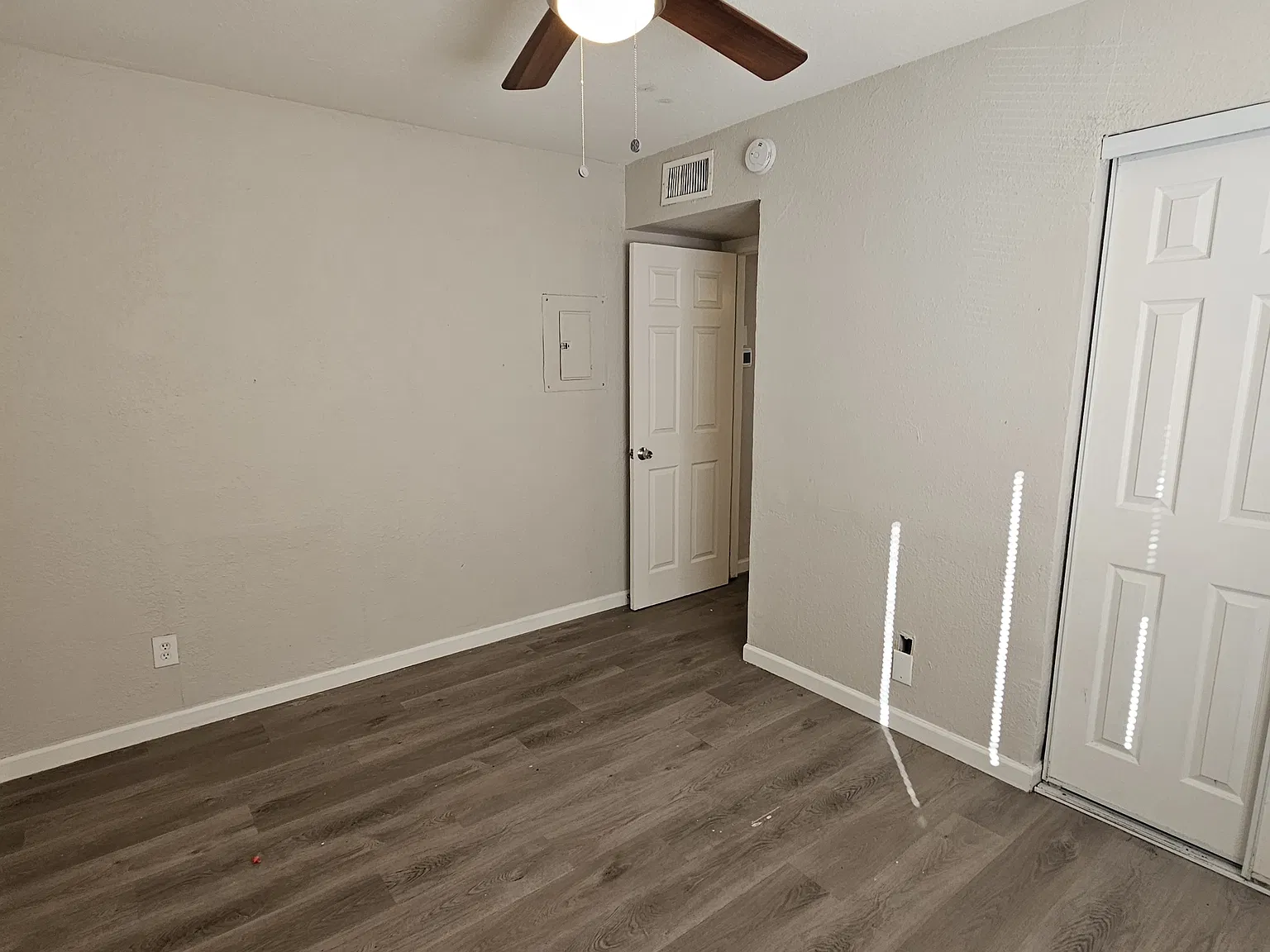 1441 South 14th Ave - 2 — Photo 2