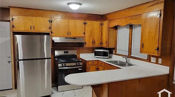 6546 Haley Dr — Photo 10