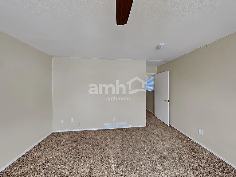 190 E 1325 N — Photo 10