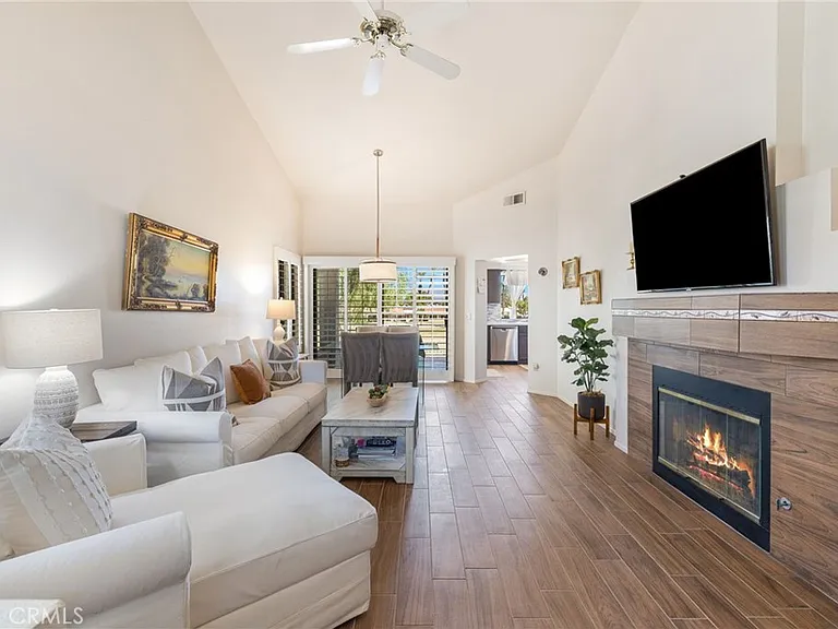 41961 Preston Trl — Photo 1