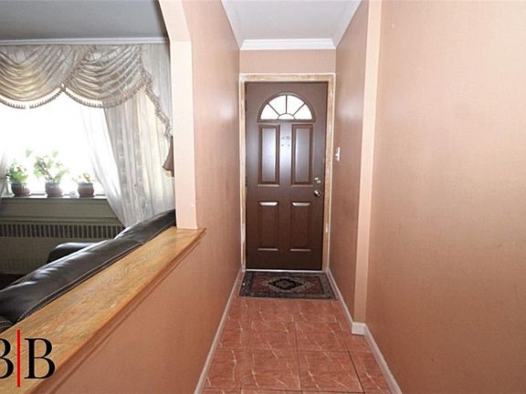 5th image of 36 Paerdegat 7th St