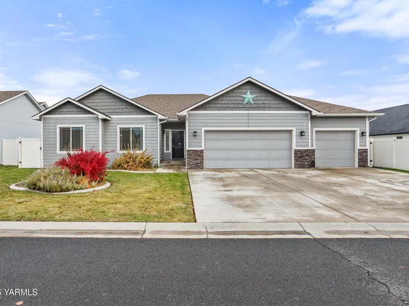 2017 S 59th Ave, Yakima, WA 98903