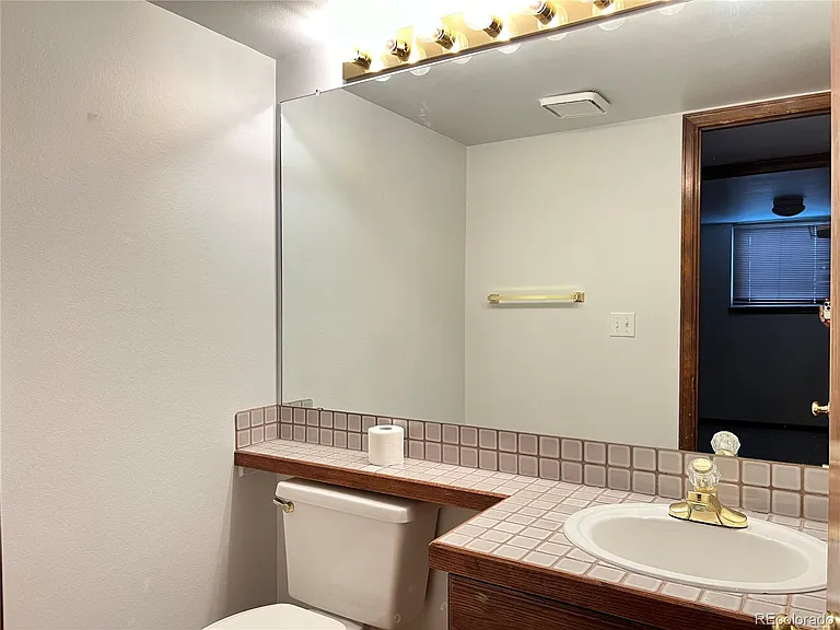 9881 Spring Hill Pl — Photo 19