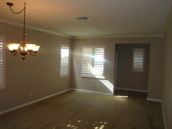 4th image of 2434 Terralinda Dr