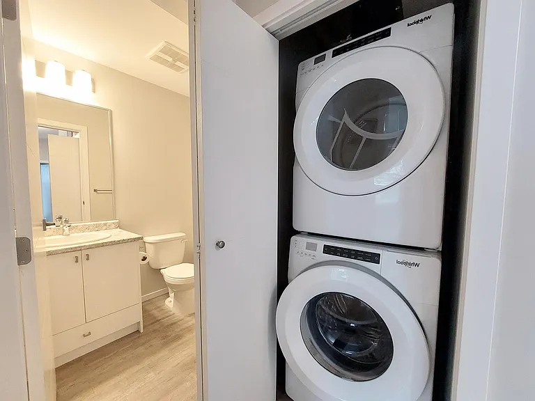 665 Redington Ave #208 — Photo 23