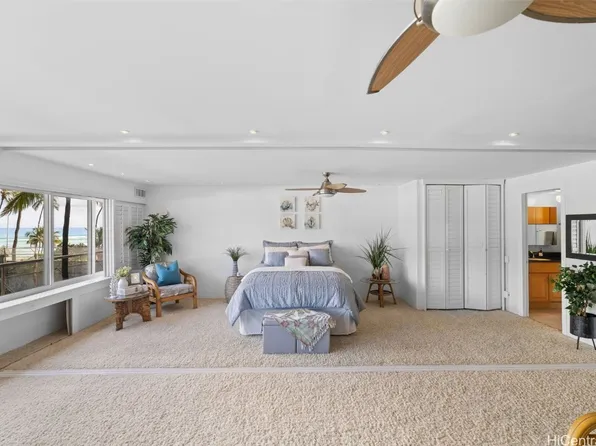 2895 Kalakaua Ave APT 309, Honolulu, HI 96815