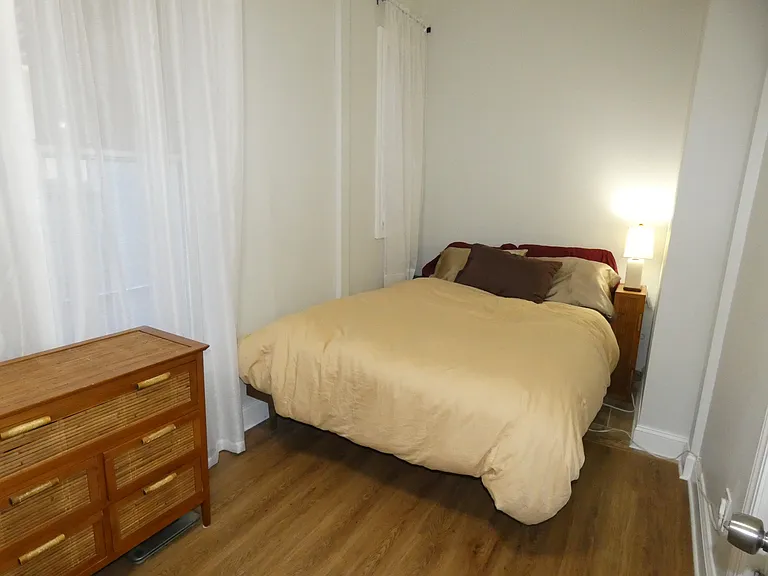 3043 W Lyndale St #1 — Photo 19