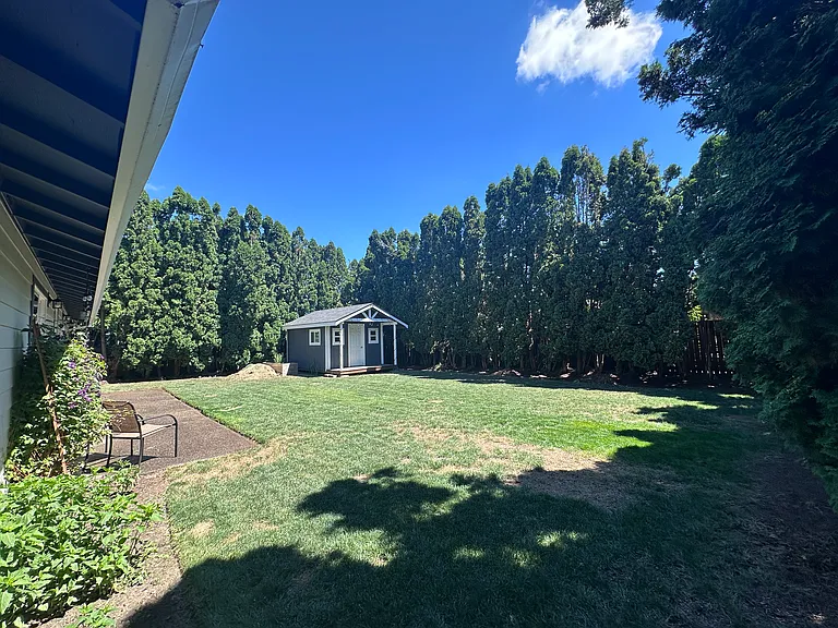 712 SW Cypress St — Photo 18