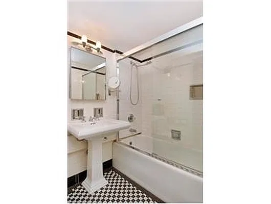 Sold by Douglas Elliman | media 25