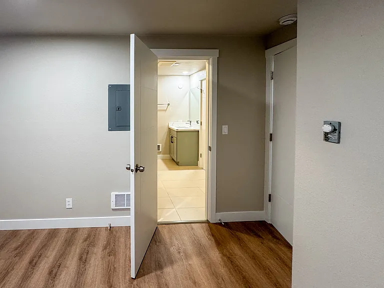 6314 34th Ave SW #3 — Photo 11