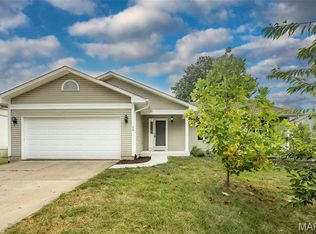 26 S Meadow Dr, O'Fallon, MO 63366