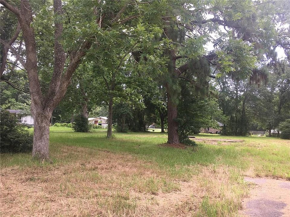 2nd image of 3551 Alba Club Rd