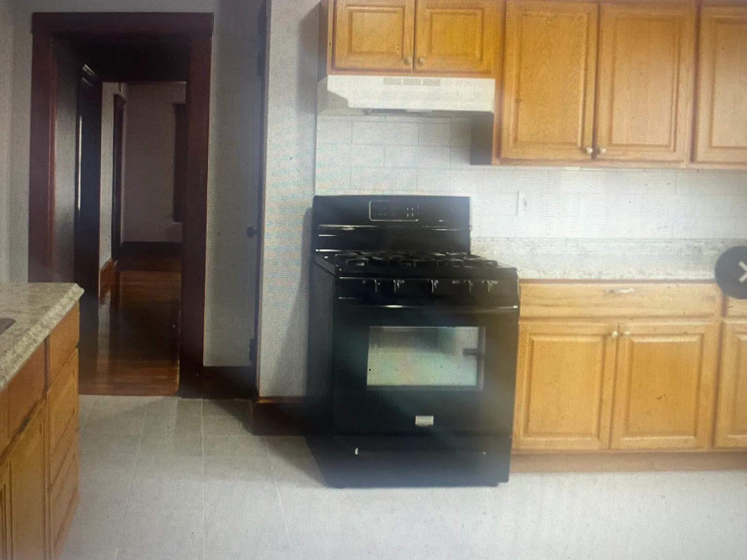 3 bed, 1500 sqft, $2,300 — Photo 4