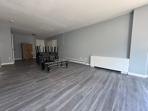 3rd image of 170-4G Hillside Ave
