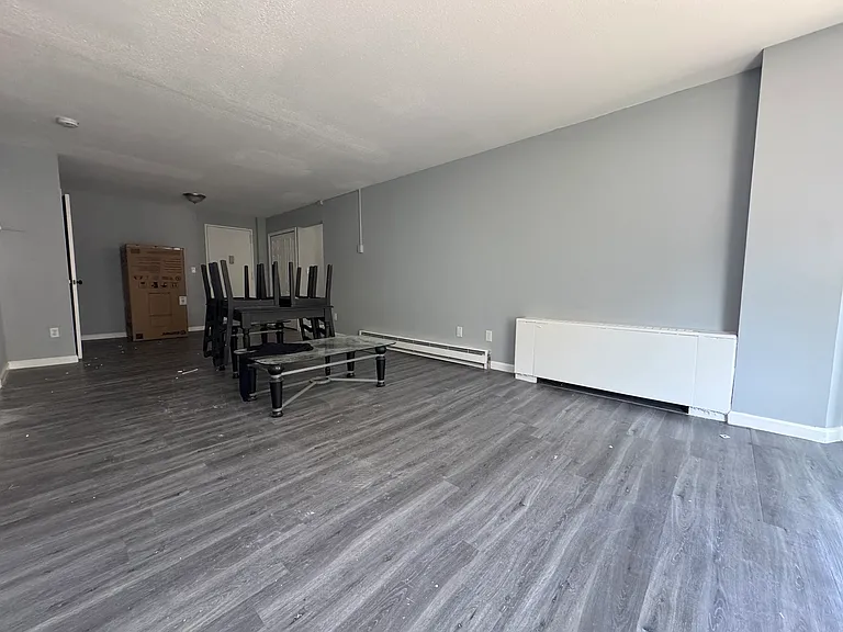 170-4G Hillside Ave — Photo 3
