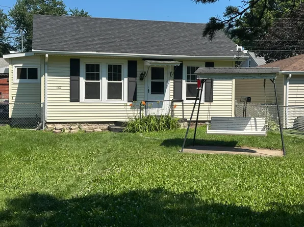 1107 State St, Hobart, IN 46342