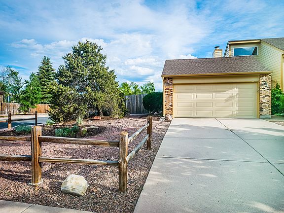 3rd image of 3545 Fair Dawn Dr