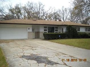 5739 Taft Pl, Merrillville, IN 46410