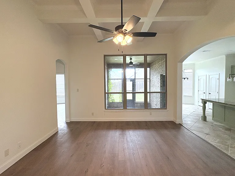 2206 Hartley Dr — Photo 4