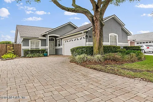 1587 Linkside Dr Photo 1