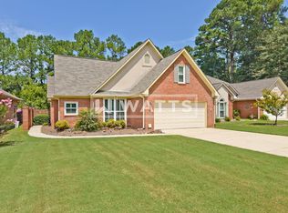 5224 Overlook Cir, Hoover, AL 35244