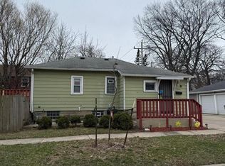 6945 West Fond Du Lac AVENUE, Milwaukee, WI 53218