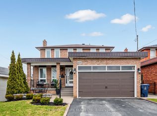 1045 Pharmacy Ave, Toronto, ON M1R 2G8