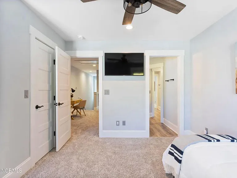 529 Spencer Farlow Dr #B — Photo 18