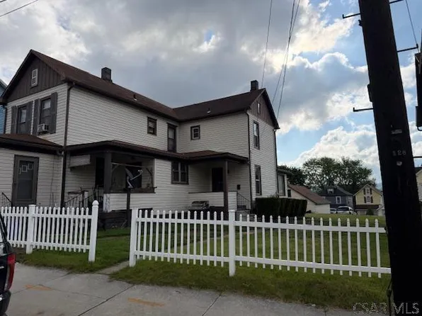 R130 Strayer St, Johnstown, PA 15906