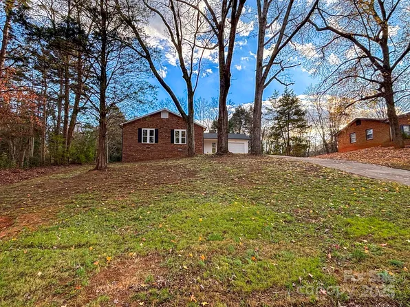 174 Birchwood Rd #24, Statesville, NC 28625